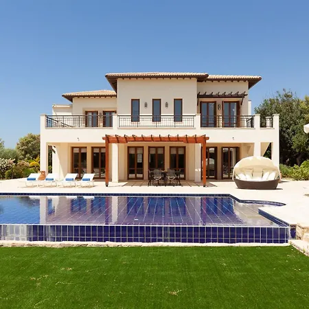 Aphrodite Hills - Elite Villa Kouklia