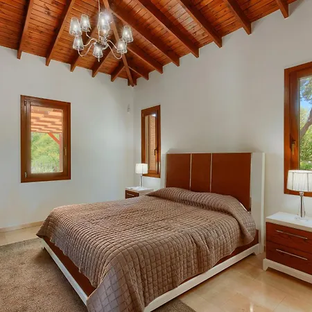 Aphrodite Hills - Elite * Kouklia