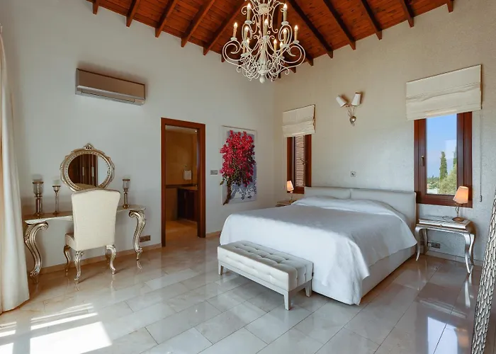 Vila Aphrodite Hills - Elite *