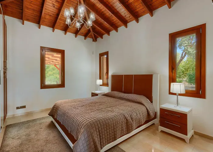 Aphrodite Hills - Elite * Kouklia